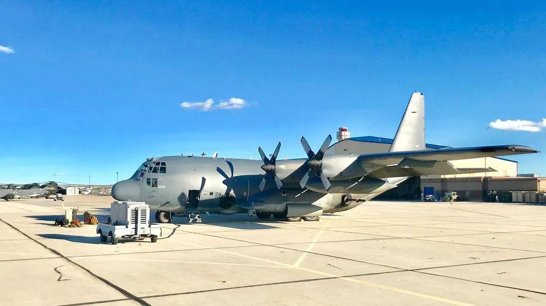 降维打击ac130空中炮艇图集