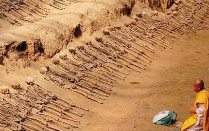 平民白骨万人坑,《平顶山万人坑》生死轮回鬼变人.