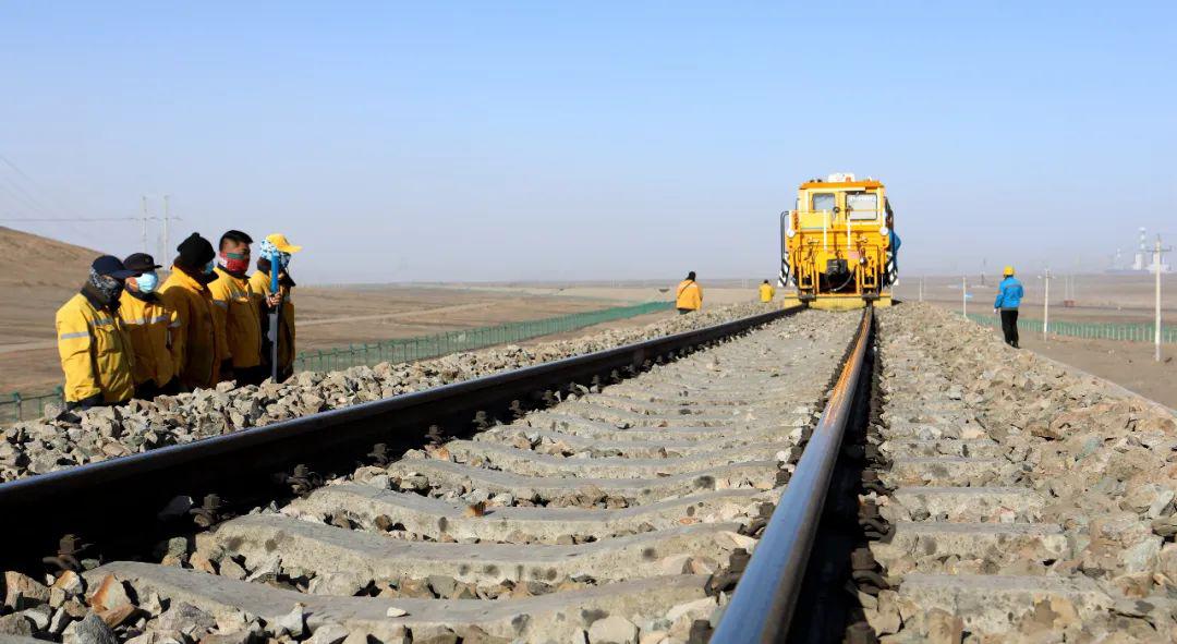 67奋斗的故事乌将线集中修会战全面打响