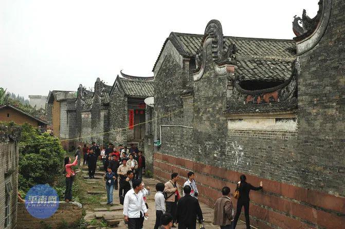 岭南文化活化石平南县镇隆镇富藏中团古村落