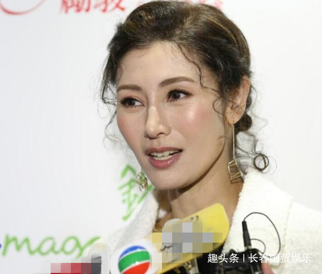 最美港姐終變老49歲李嘉欣近照曝光皮膚鬆弛眼角皺紋明顯