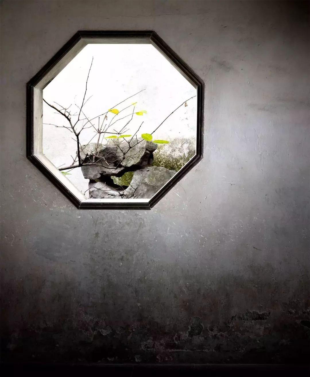 园林艺术的大观园里,许多时候,你根本分不清,或者忽略了门和窗的区别