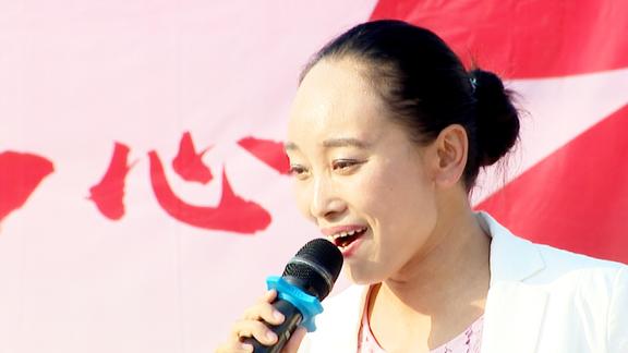 菏泽美女张玲玲在乡村大舞台一口气唱了两首歌真好听