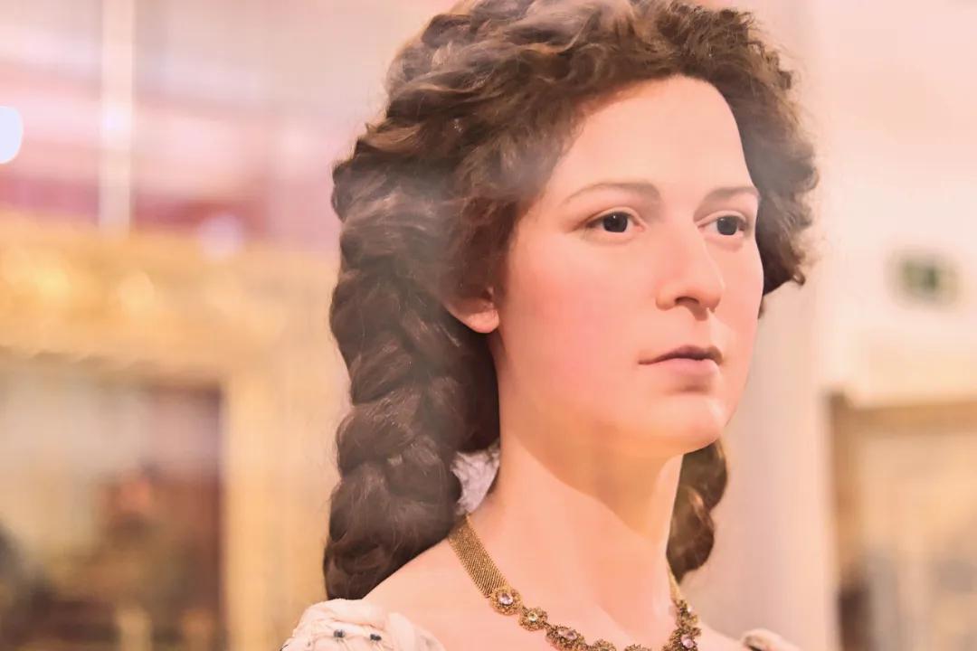 中国人熟悉的茜茜公主的真实人生是怎样的在这里找到答案