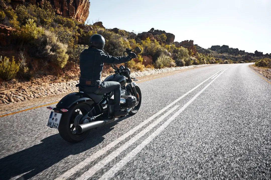 宝马摩托重型巡航车r18不同风格的直接定制