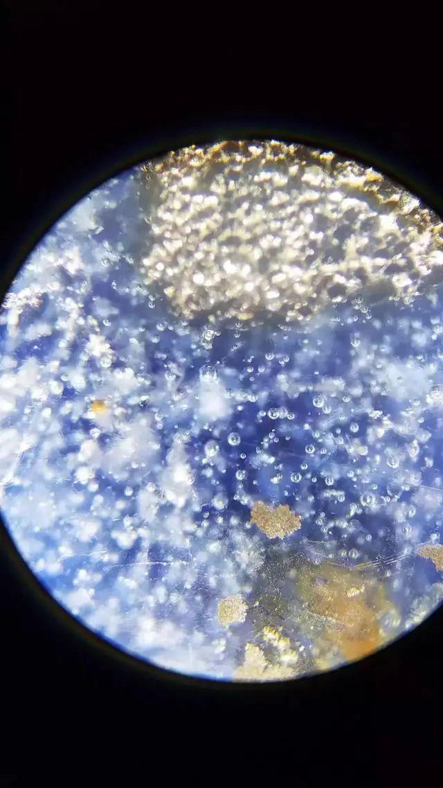 苏麻离青铁斑100倍放大元青花微观下的特征:真正的元青花现代人仿造不