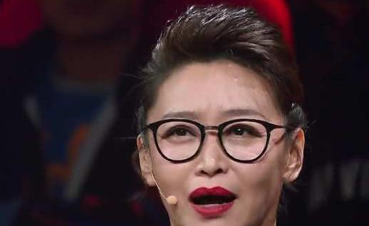 我就是演员的主持人伊一没上台时在干嘛看后让人心酸