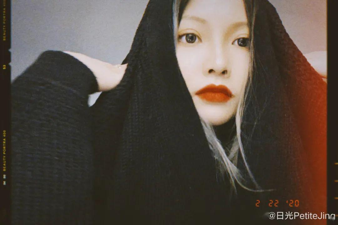 日光女孩叫晶晶,这个恶女不太萌 | 着调小专访_petite