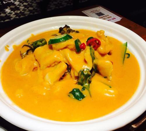 美食推荐咖喱鱼片清炒莴苣山药腊肉炒杏鲍菇香辣肉丝的做法