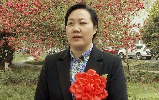 学习贯彻三级干部会议精神市住建局担当作为02克难攻