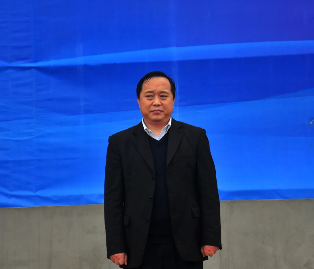 67央媒关注铜仁市41个重大工程项目在高新区集中开工