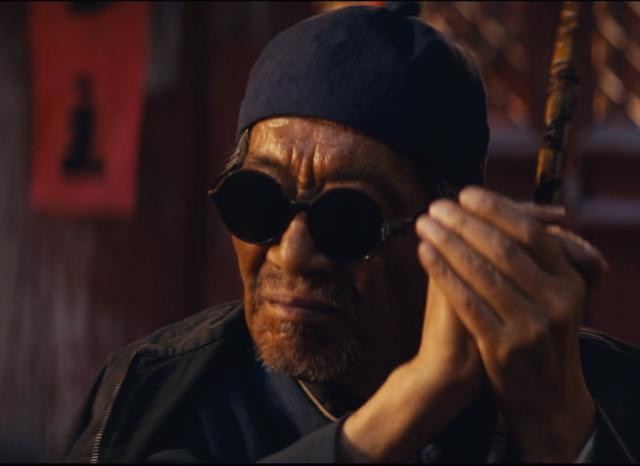 国家一级演员王奎荣"下凡"客串网剧,成就《龙岭迷窟》惊艳一笔_瞎子