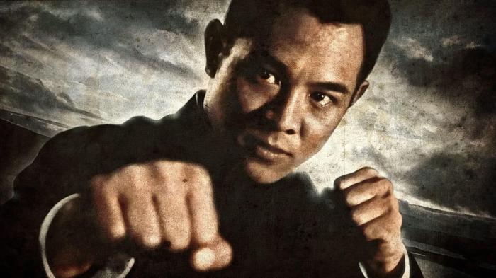 李小龙和李连杰的武功谁更胜一筹这样的争论你是怎么看的