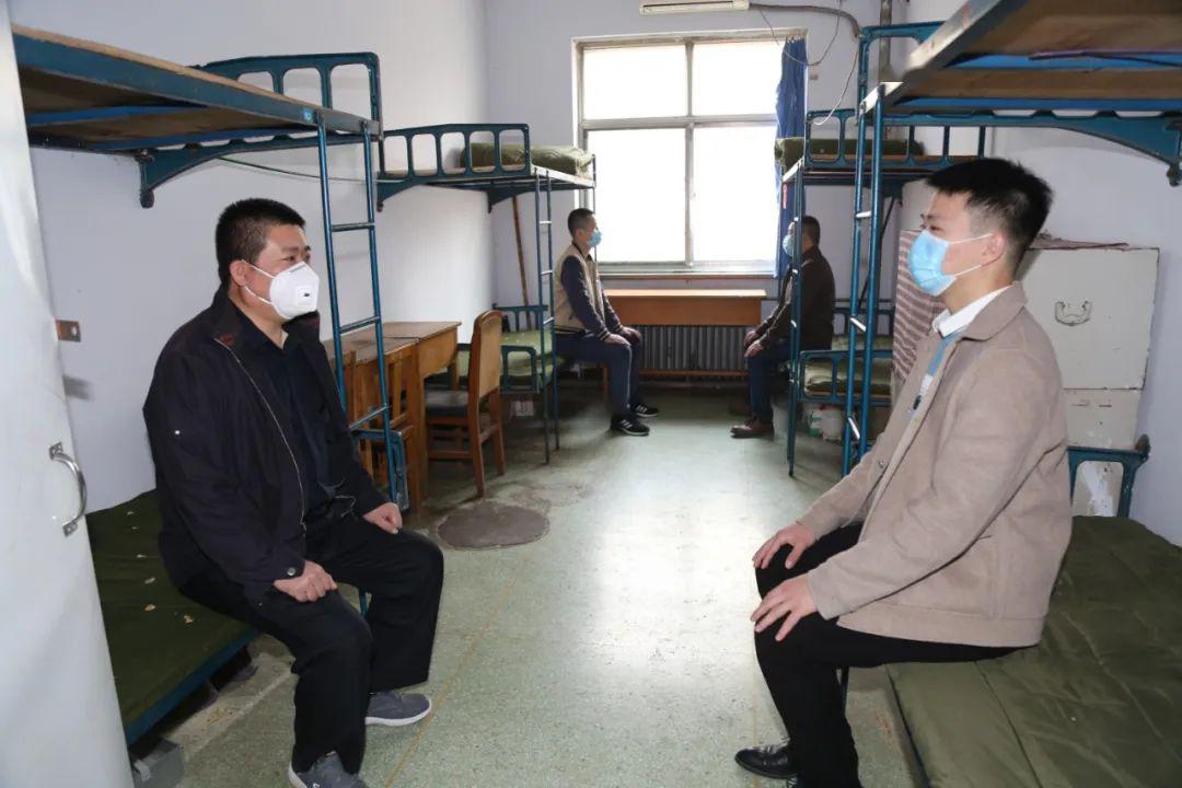 峰峰一中 | 精心演练备开学,静待学子归来时_进行