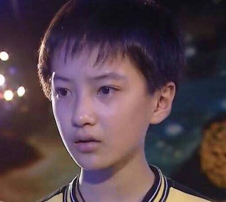 女粉丝追偶像最后嫁给了偶像90后都认识这位偶像