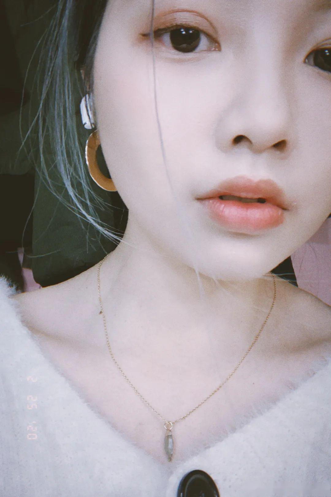 日光petite jing:我觉得自己现在还是没有找到属于自己的嘻哈风格吧