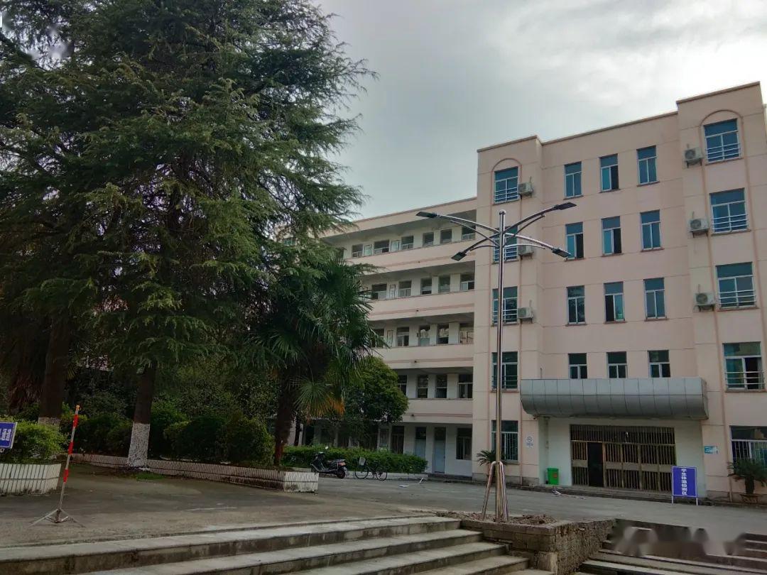 终于盼来开学了为迎接高三学子们复学旌德政府学校社会都很拼