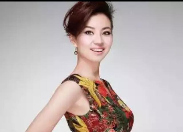 原创前央视主持人涂经纬近况素颜出镜状态好曾与撒贝宁相恋四年