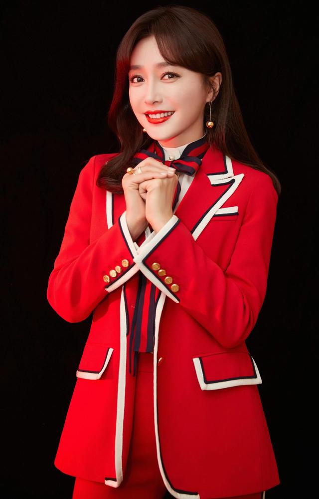 美丽女神"秦岚"红色礼服 优雅靓丽