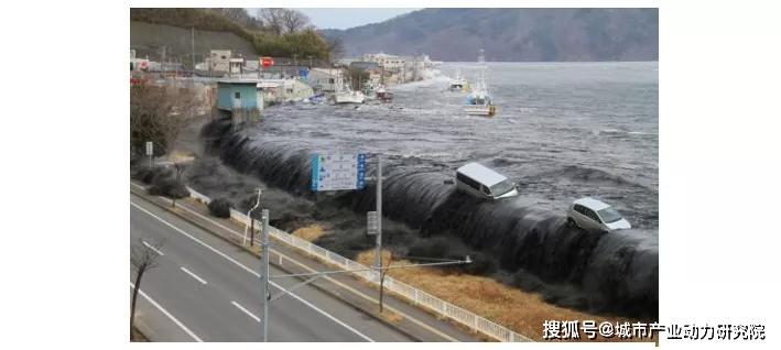 日本311大地震日本逐步建立了以首相为最高指挥官,内阁府负责整体协调