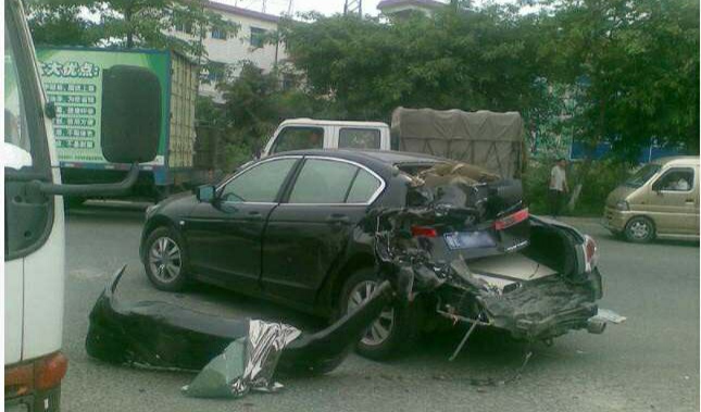 曾经月销过万,现如今"神车"跌落,网友称"纸糊车"谁敢买?