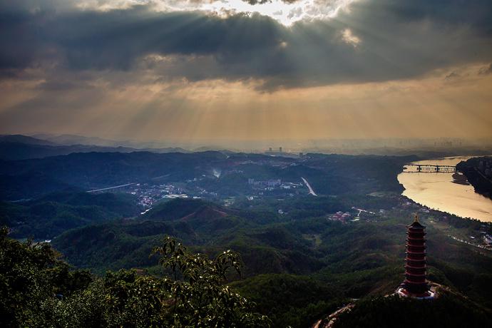 遇见章贡杨仙岭上忆杨仙