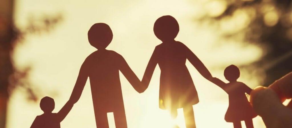 当孩子与父母建立亲密关系时