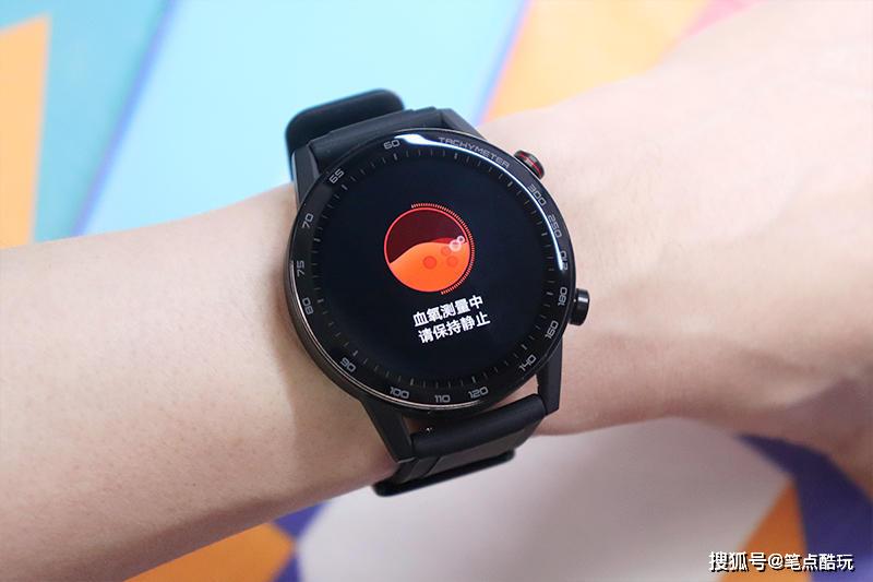 豪横大屏46mm续航14天笑看苹果荣耀手表2深度体验