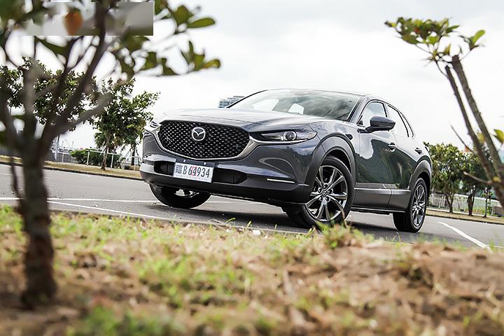 【试驾视频】当昂克赛拉变身suv,抢先试驾马自达cx-30