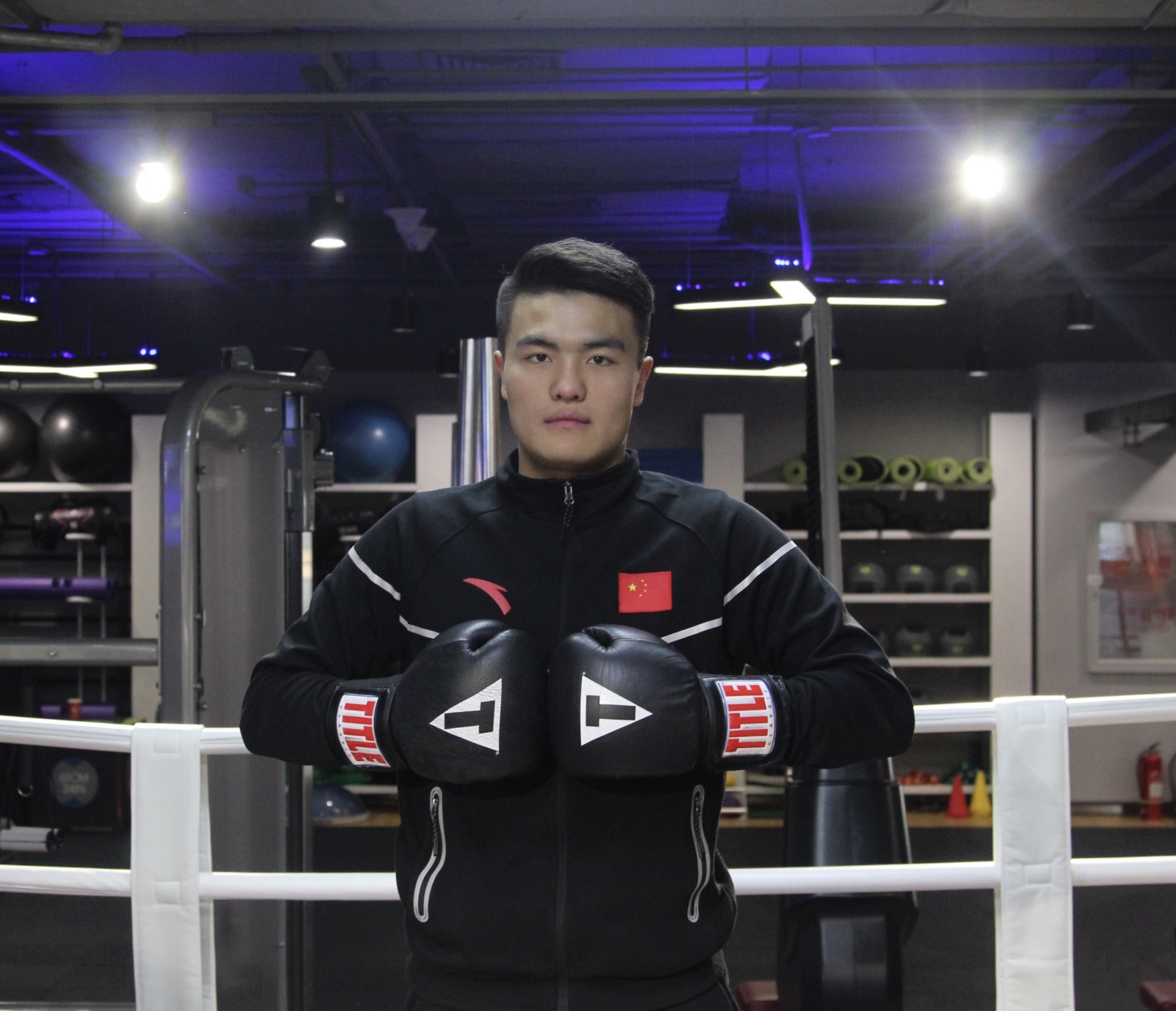 拳击技术进攻体系-前手直拳