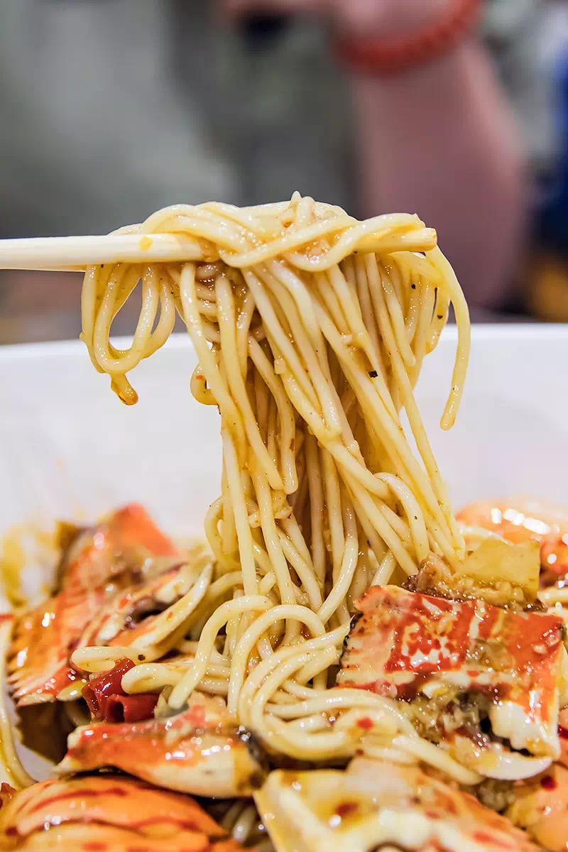 首创蟹脚面万松园独此一家正宗沈记把你欠的宵夜都补上