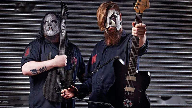 爱好者总是会有更极端的想法,比 如slipknot 乐队的"psychosocial"