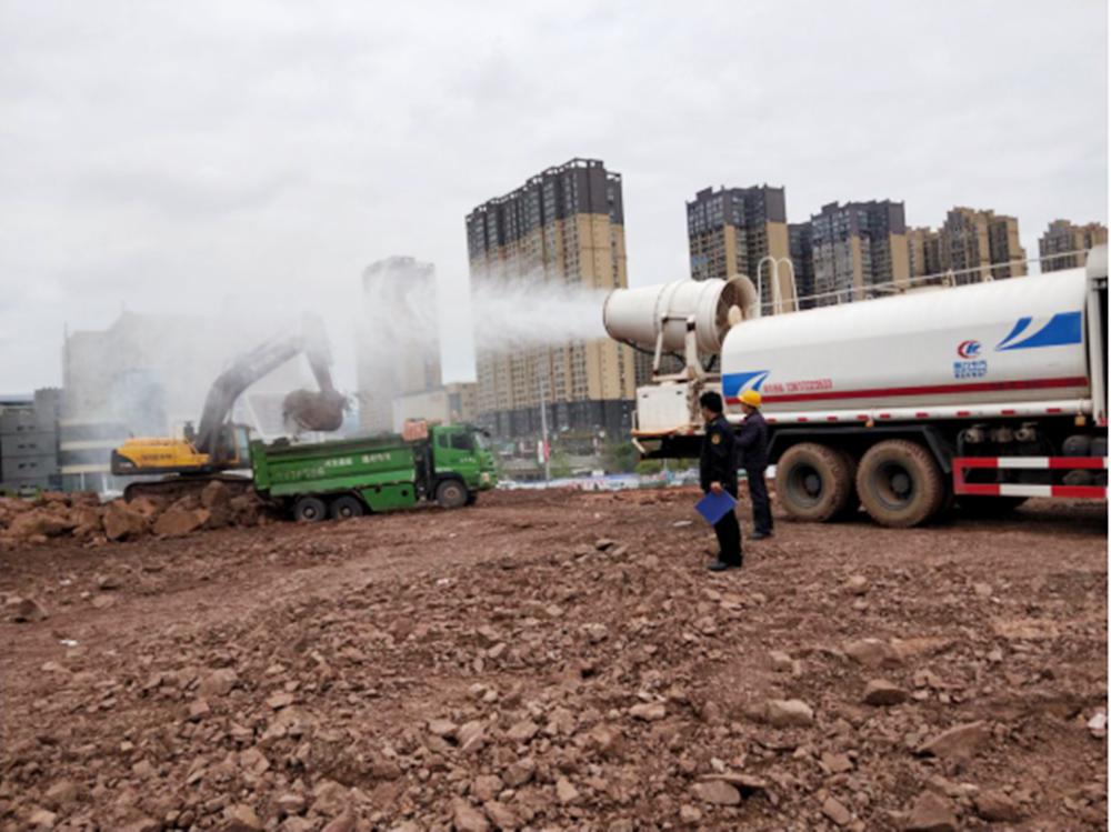 严抓工地扬尘污染治理,保障居民生活环境秩序