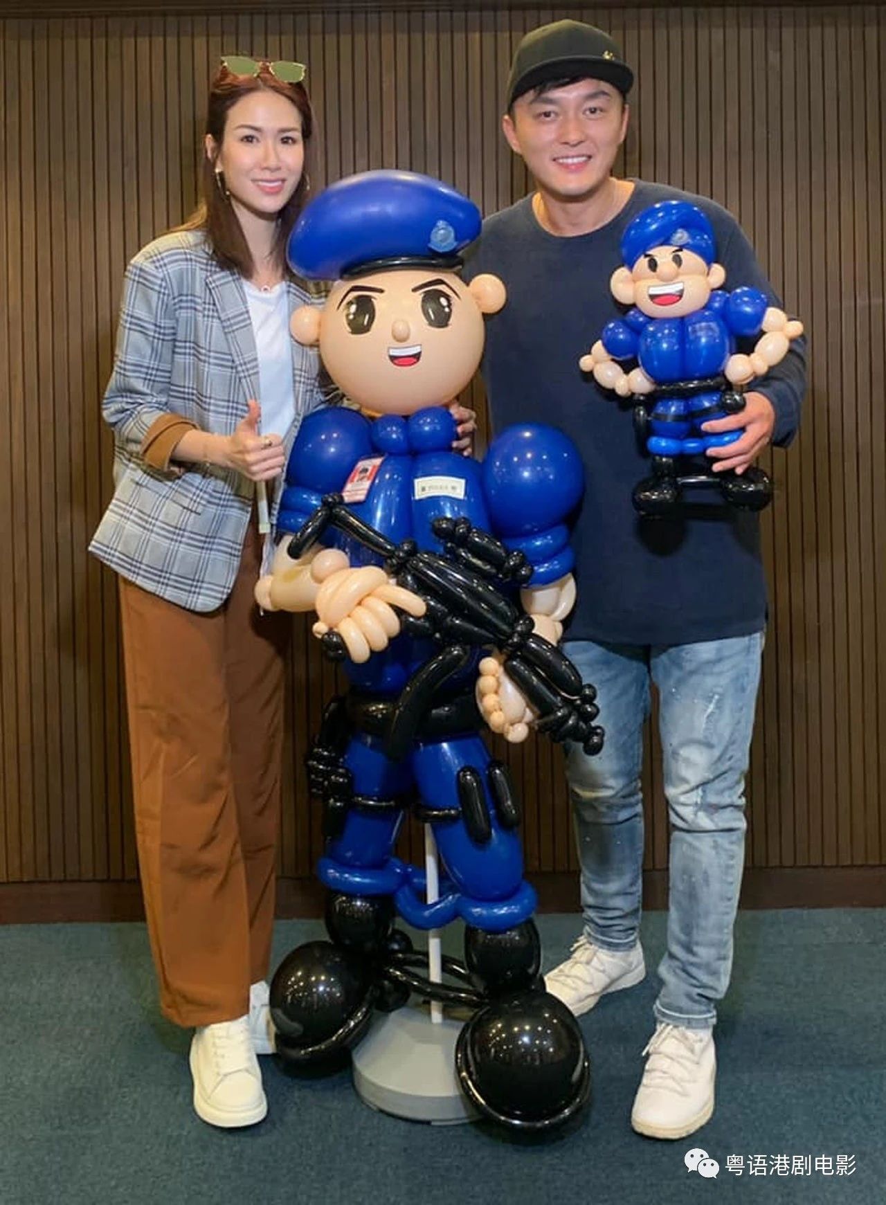 杨明炖汤店推警员及家属专享优惠 拍片为隔离警员打气