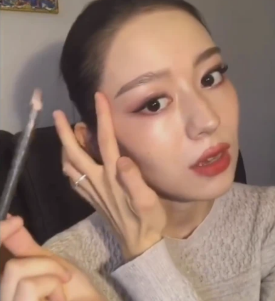 原创郎朗老婆吉娜被吐槽沦为网红后罕见素颜出镜颜值被赞惊为天人