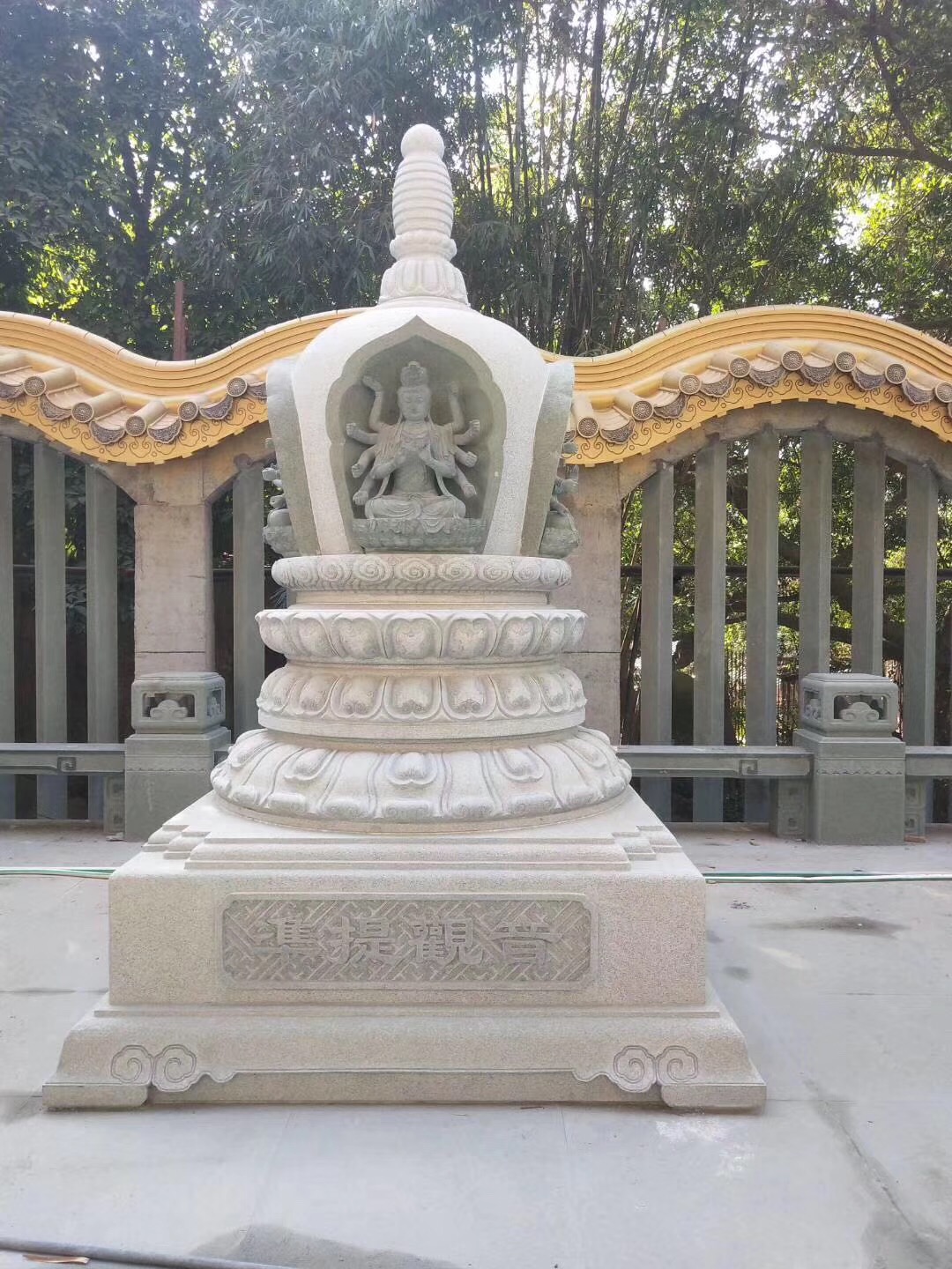 依《长阿含经》卷四〈游行经〉所述释尊于拘尸城双树间般涅槃后佛