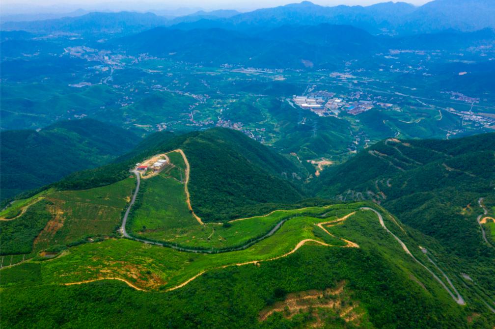 余杭首个滑翔伞体验营地即将试运营五一正式开放