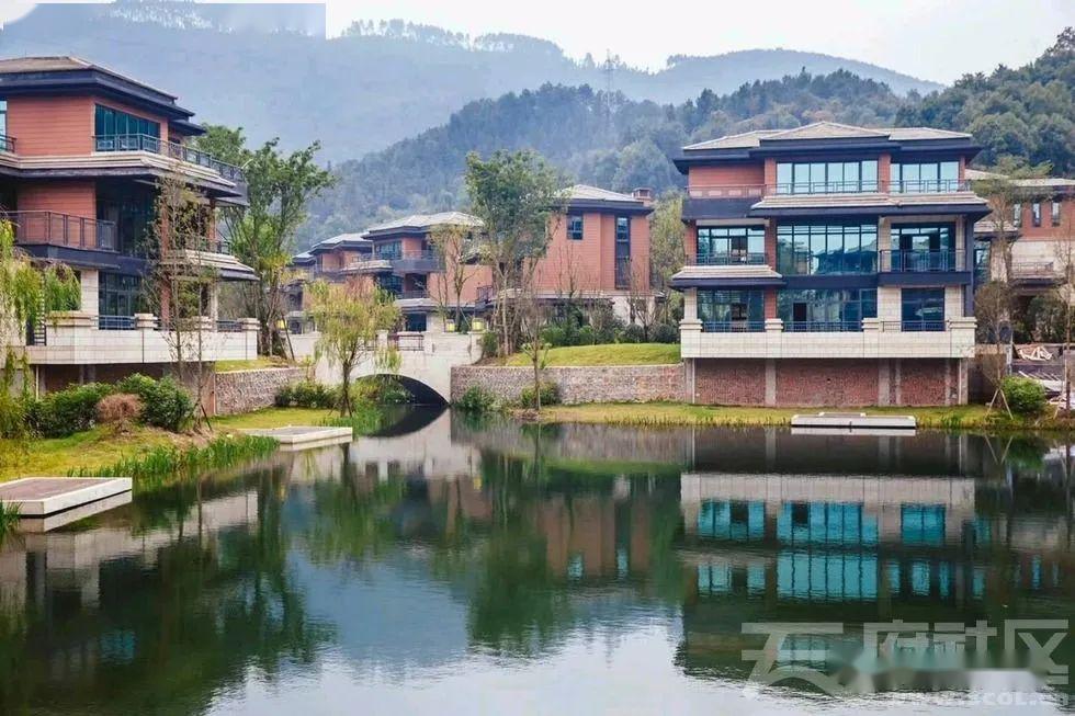 祝贺冯总别墅竣工乔迁