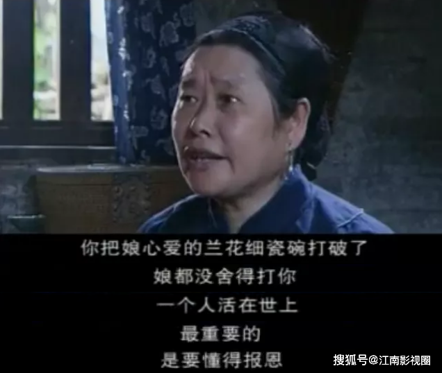的女人》以清洁堂这个客家围屋为场景,方圆百里的老少寡妇们齐集围屋