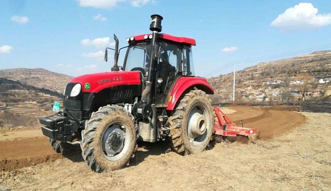 农机"加速跑","智慧"种地提效率!