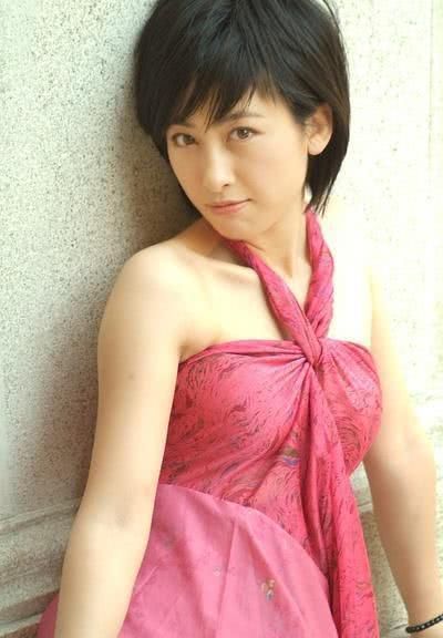 法提麦·雅琦脸上洋溢的笑容一定是真的,她的选择是没错的.