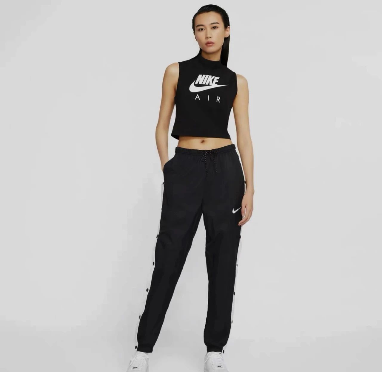 一周超模 | 何佳宣新剧播出 何若阳拍摄耐克广告