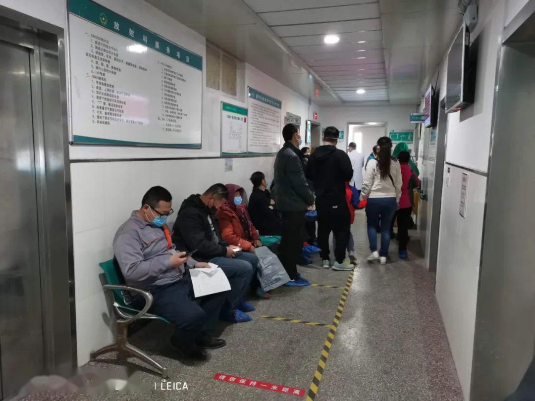 舒适又美观——平度市第三人民医院150个座椅"换新颜"