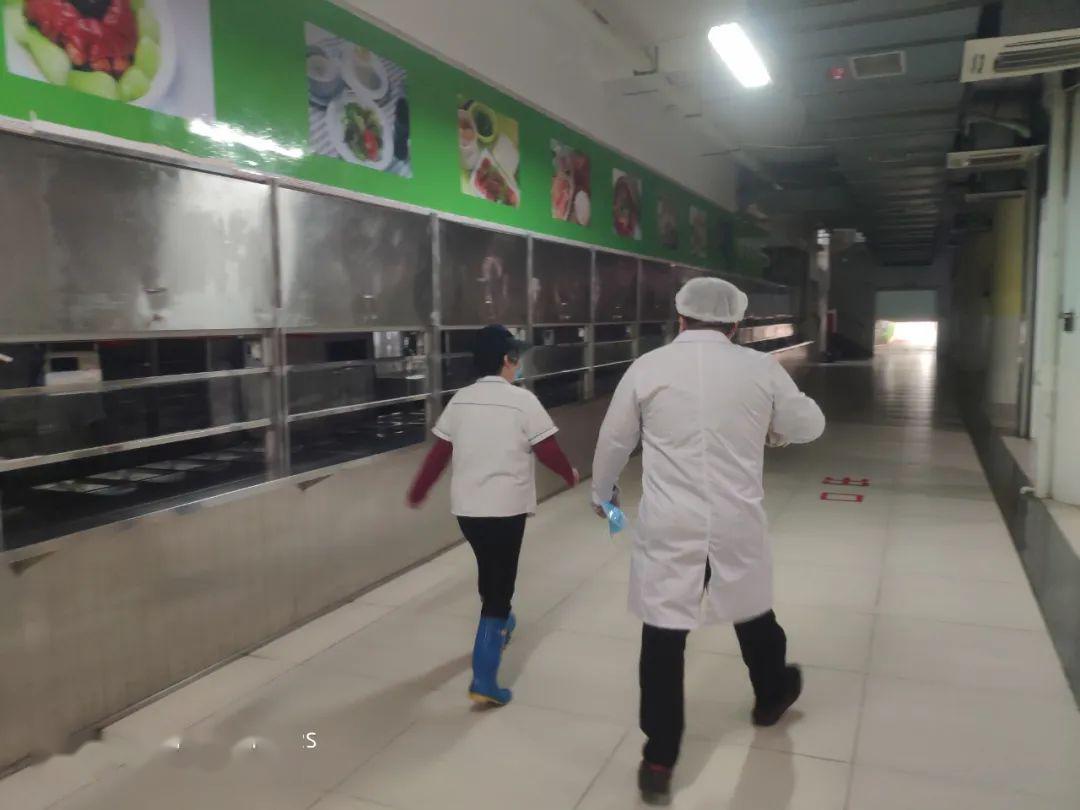 厦门一中举行高中部食堂安全演练