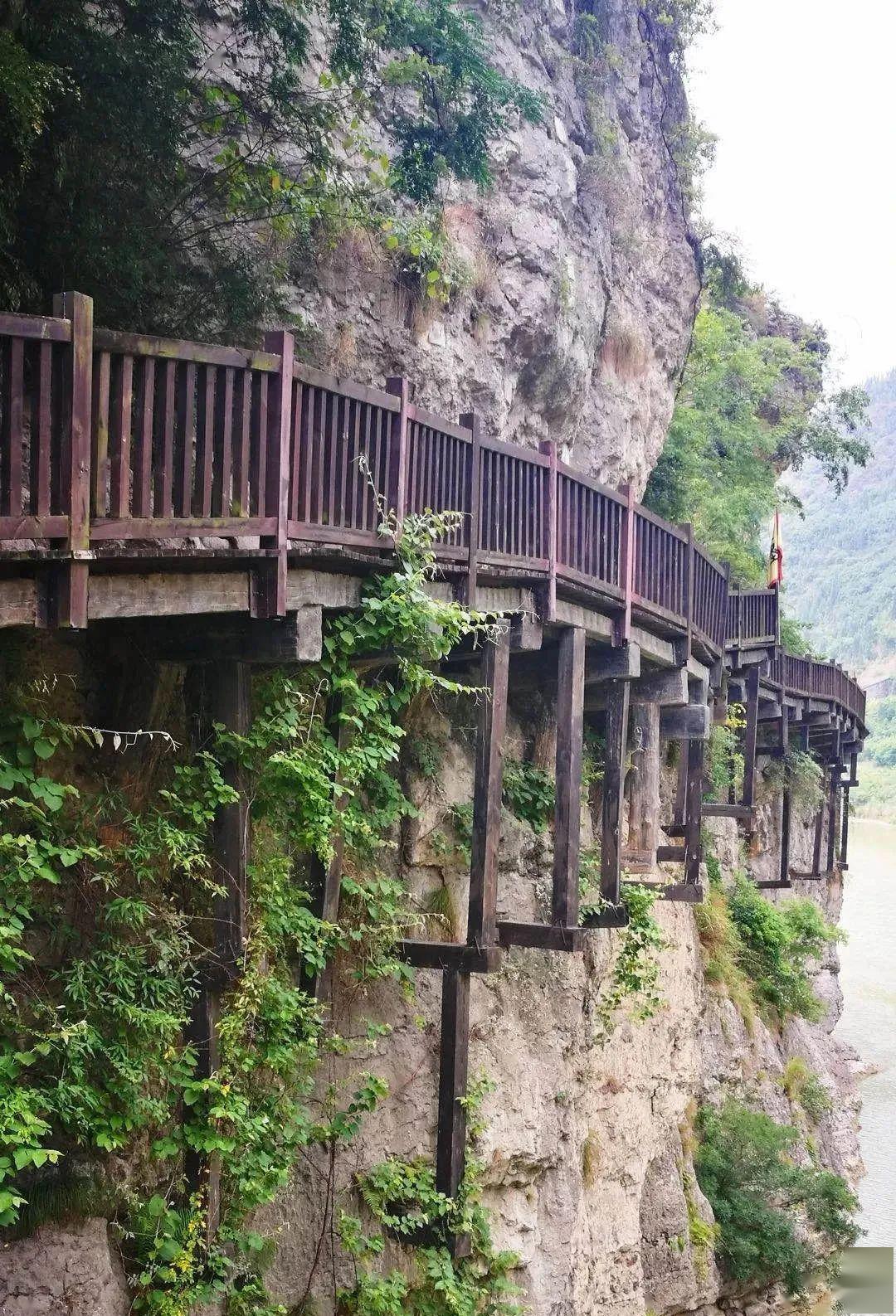 诗意浪漫、险峻壮美的中国交通史博物馆_栈道