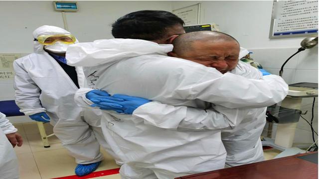 在武汉5000多名病人是这样被转运的