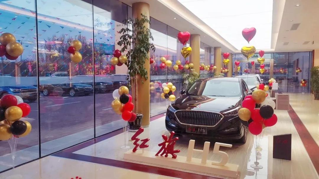 别致的冷餐甜点备受客人喜爱中国古典音乐在展厅萦绕天永红旗体验中心