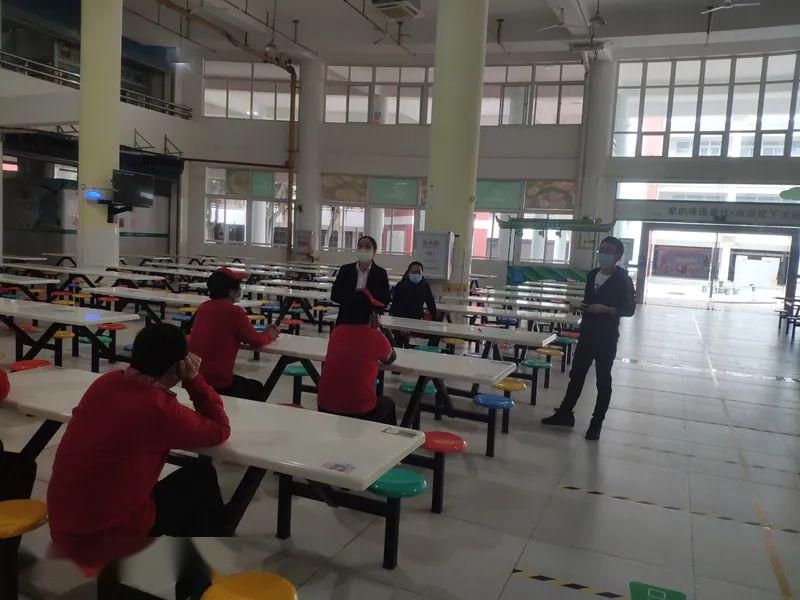 厦门一中举行高中部食堂安全演练