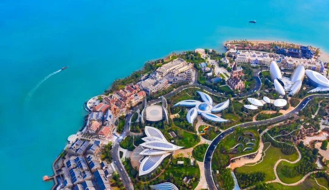 打造文化旅游综合体版图,积极践行"文化自信",成功打造了海南海花岛