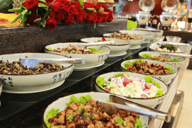 揽翠湖湖畔自助海鲜美食节燃爆全城聚惠来袭海鲜现捞任吃足够美胃